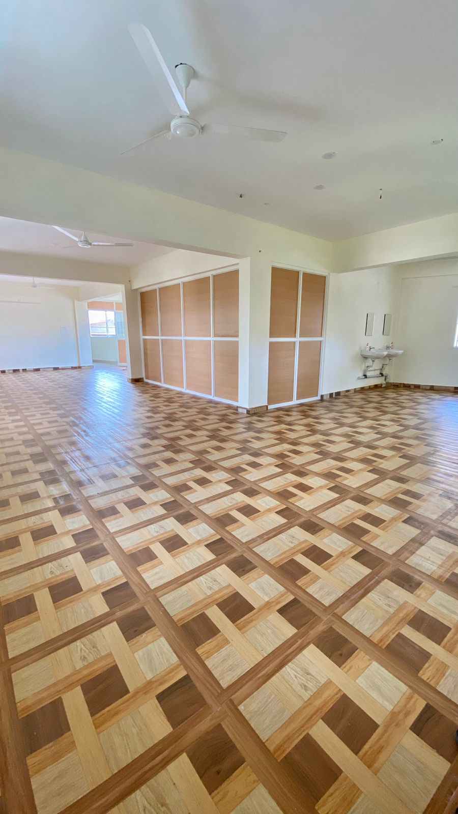AidyStays - Hall View